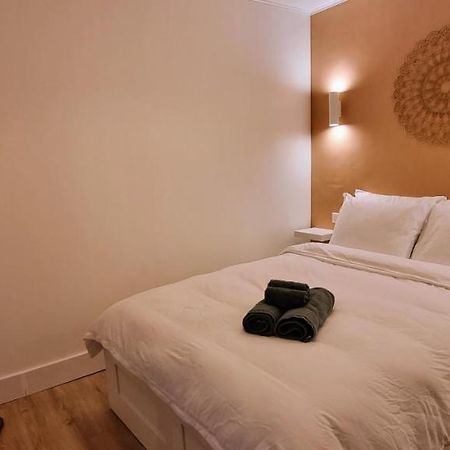 Charming Appartement In Vieux Ницца Экстерьер фото
