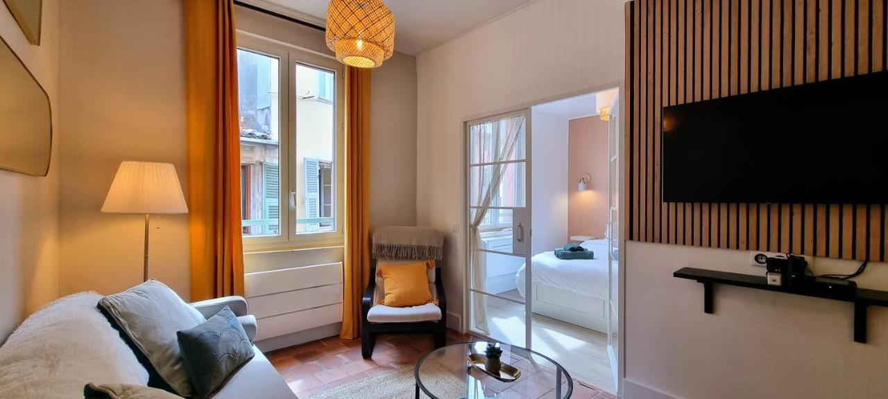 Charming Appartement In Vieux Ницца Экстерьер фото