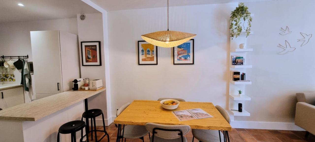 Charming Appartement In Vieux Ницца Экстерьер фото